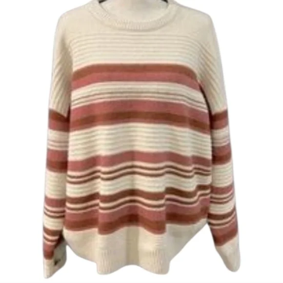 💥 Thread & Supply Boho Woman's Sweater - Picture 2 of 4